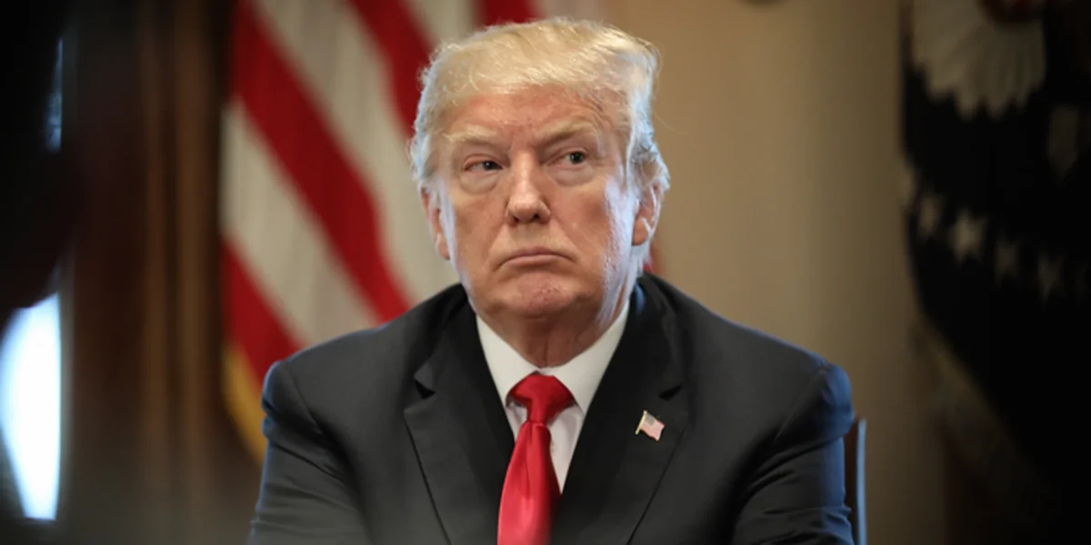 “Nuk dua gabime”/ Trump porosi diplomatëve: Mos u nxitoni për një marrëveshje me Iranin! Hormuzi do rrijë i bllokuar deri…